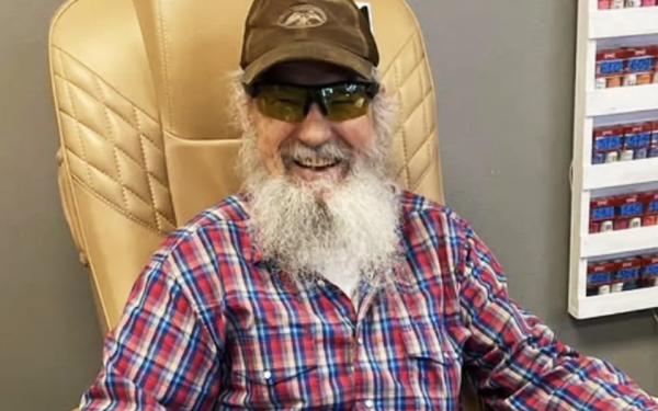 'Duck Dynasty' Star Uncle Si Hospitalized — Details