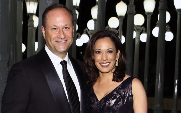 'They Are So in Love': Kamala Harris and Husband Doug Emhoff Seen at a Grocery Store, Sparking Buzz